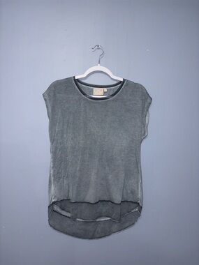 Dantelle | Blue Tee | Size Medium